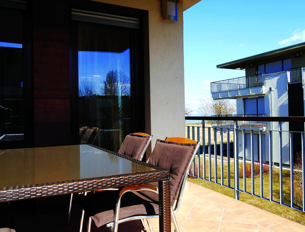 Lakeside Luxury Apartment Zamárdi Esterno foto
